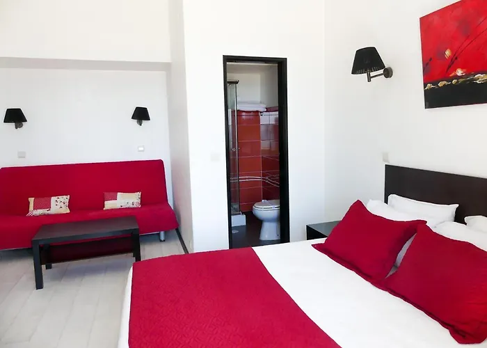 Cubata 2* نازاريه